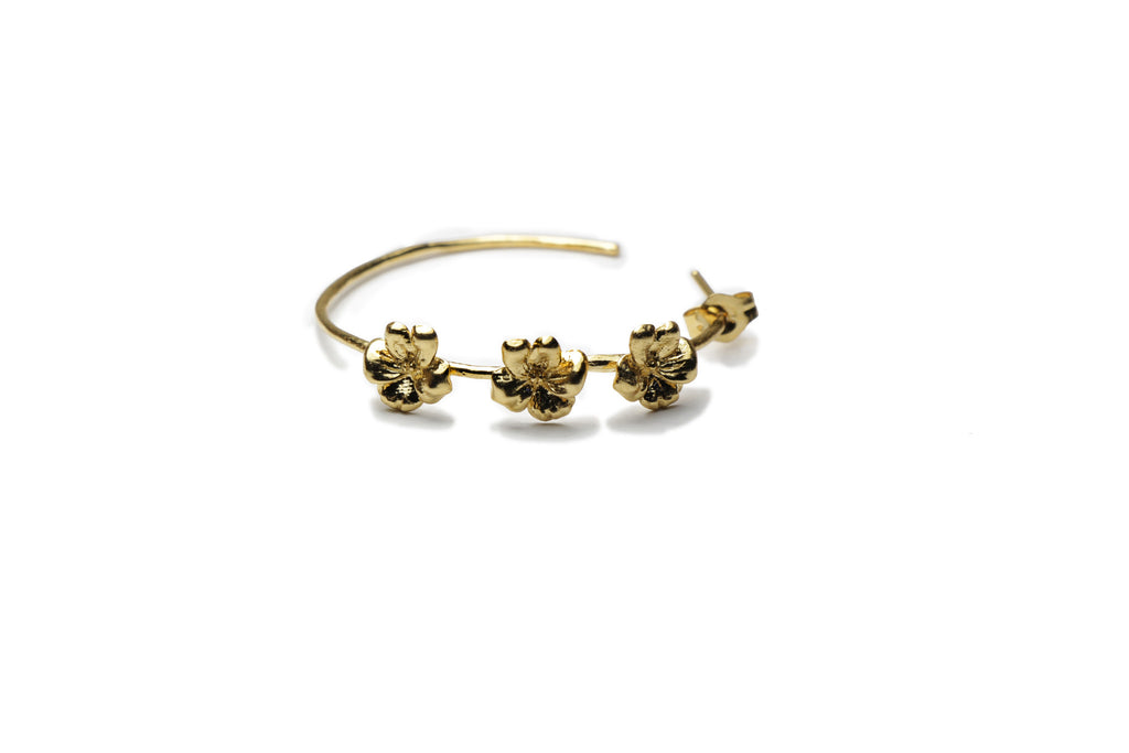 Dainty gold plated hoop earrings